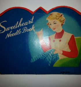 Vintage Sweet Heart Needle Case