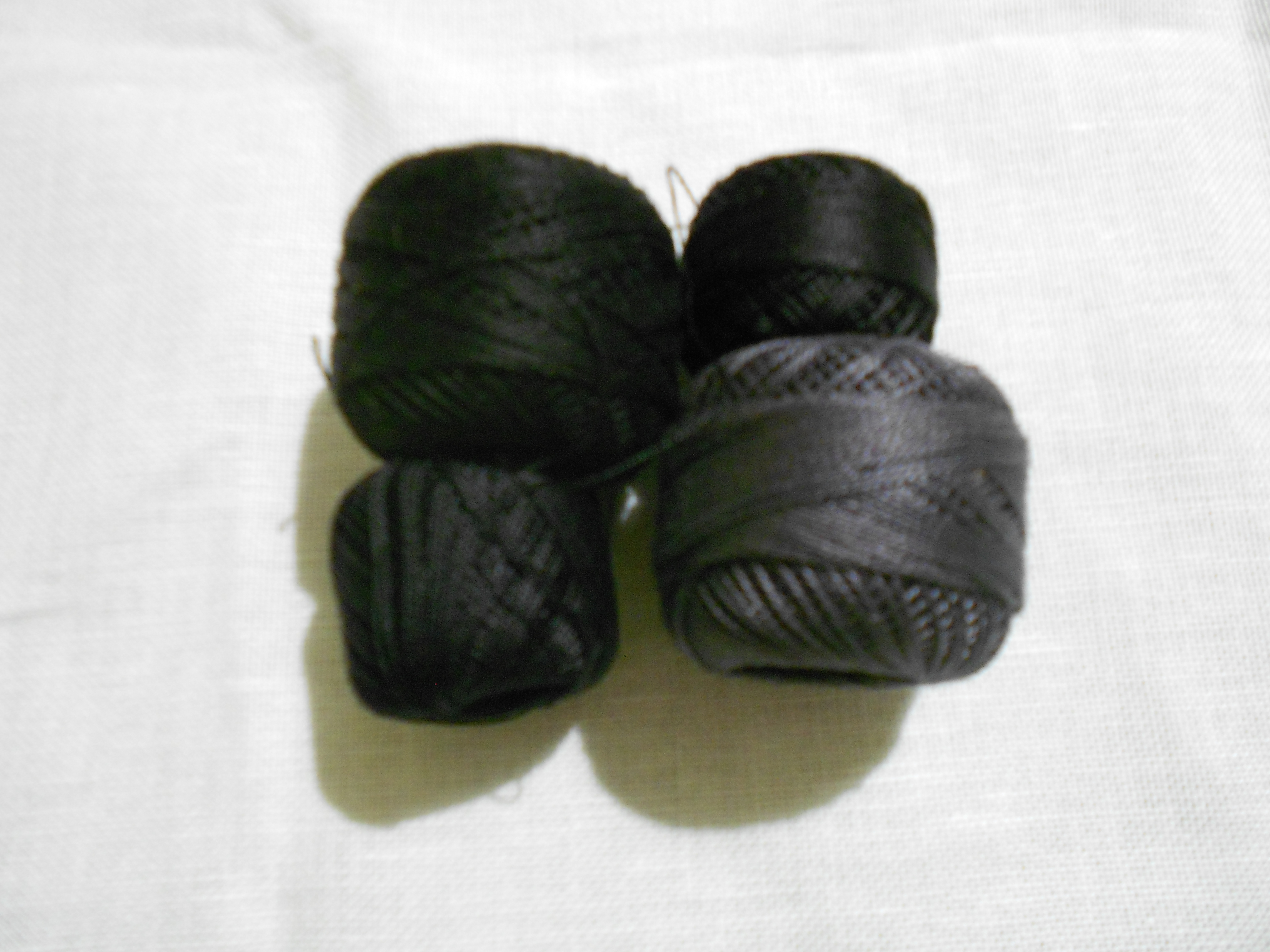 Pearl – Black